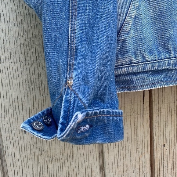 Vintage Ralph Lauren Designer jacket It’s an eye catcher. Worn very few times. - Picture 6 of 13